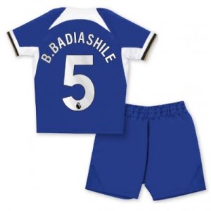 Billiga Fotbollströjor Barn Chelsea Hemmatröja 2023-2024 fotbollströja set Benoit Badiashile 5